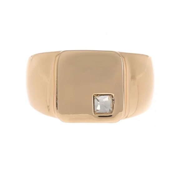 Jewelry - 18K Gold Square Stone Embellished Ring